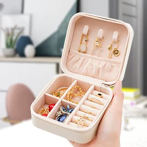 Neveika Portable Travel Mini Jewelry Box Leather Jewellery Ring Organizer Case Storage Gift Box Girls Women (white).