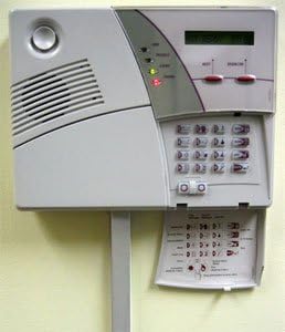 Electriduct 500 Series Raceway Accessory - 4 Way Tee (Beige)