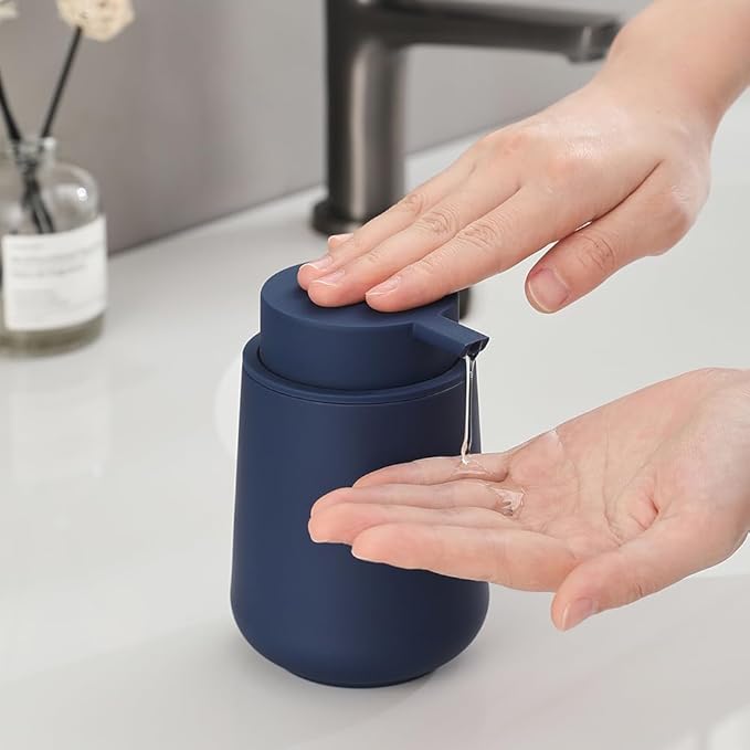 YAUKPH Matte Navy Blue Liquid Hand Soap Dispenser Plastic 11 oz - Modern Minimalist Style for Bathroom & Kitchen Countertop Refillable