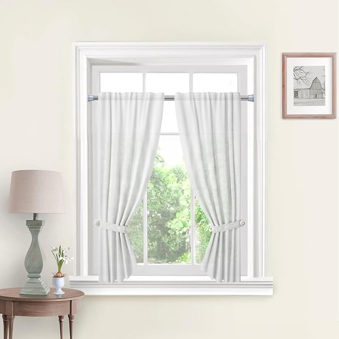 AIZESI Tension Curtain Rod 18-36 inch，2Pcs Adjustable Tension Rod Silver Curtain Tension Rod No Drilling Small Spring Tension Curtain Rod