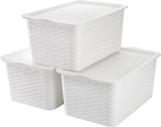 Dicunoy 4 Pack Lidded Storage Bins with Lids, White Stackable Storage Baskets for Shelf, Plastic Pantry Organizer with Handle for Home, RV, Lockers, Classrooms, School, Toys, 11" x 7" x 5"