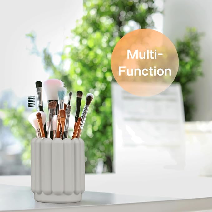 Silicone Pen Holder, Pencil Holder Cute Pens Cup for Desk for Kids Office Decor Desk Accessories Pen Pot Desk Organizer (Light Gray)