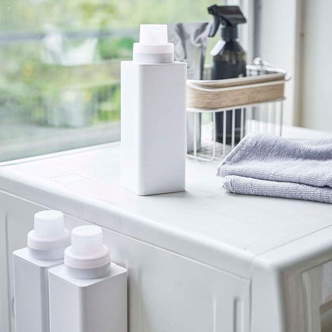 Yamazaki 4852 Magnetic Refill Laundry Bottle, White, Approx. 2.8 x 2.8 x 8.7 inches (7 x 7.2 x 22 cm), Tower Measuring Cap, Easy Refill, 16.9 fl oz (500 ml)