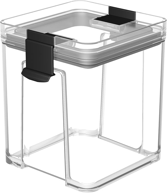 Cetomo 5.6Cup Sealed Food Storage Container, Fridge Organizer Bins with Clips for Kitchen, Freezable Airtight Leak-Proof Stackable Plastic Clear