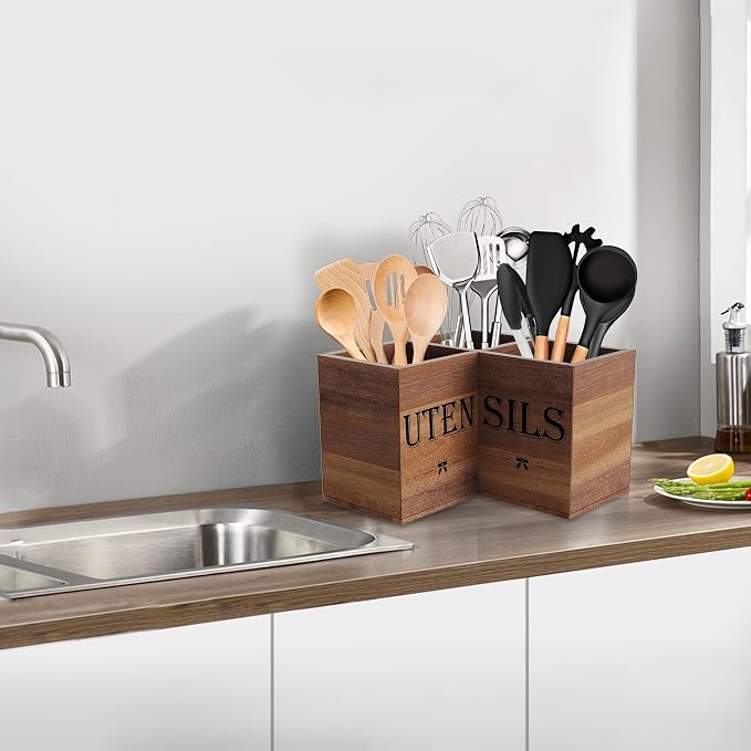 Suli Extra Large Utensil Holder Countertop for Corner Kitchen Counter | Acacia Wood,Hold 40 Utensils,Removable Divider,Spacesaving,Farmhouse Cooking Utensil Organizer for Spatula,Spoon,Ladle,Brown