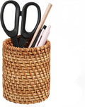 Wicker Pencil Holder, Cylindrical Hand Woven Natural Rattan Pen Holder Boho Desk Organizer Cup for Home Office Desk Storing Vanity Pencils Makeup Brushes Remote Control, Brown