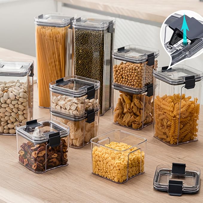 Cetomo 5.6Cup Sealed Food Storage Container, Fridge Organizer Bins with Clips for Kitchen, Freezable Airtight Leak-Proof Stackable Plastic Clear