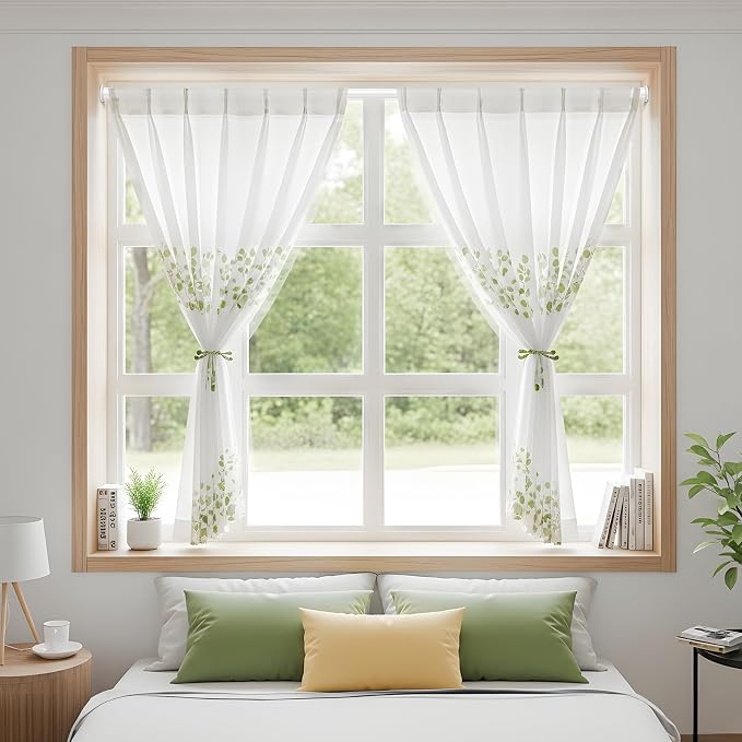 1 Pack Spring Tension Curtain Rods 31-62 Inches, Spring Loaded Curtain Rods No Drilling, Adjustable Expandable Tension Rod for Window Doorway Kitchen Curtain Bedroom Closet, White
