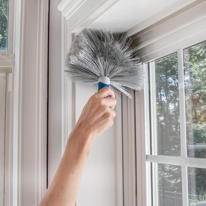 Unger Cobweb & Corner Duster – Dusters for Cleaning, Compatible with Telescopic Poles, Dusting Tools, Great for Ceilings, Moldings, HVAC & Floor Vents, and Corners, White/Black