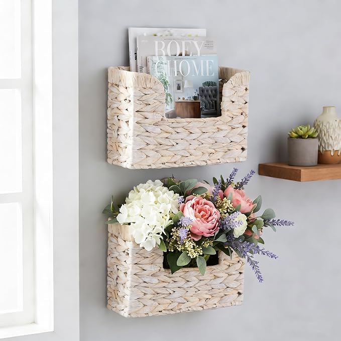 PINXIURY Magazine Holder Wall Basket Water Hyacinth Woven Mail Organizer, Wicker Wall Hanging Baskets for Magazines, Letters & Storage Decorative Mail Holder, Magazine Rack, Hanging Basket, Whitewash