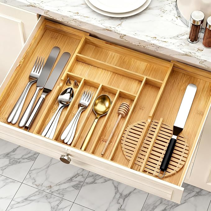 Bamboo Expandable Silverware Drawer Organizer, Adjustable Utensil Tray Cutlery Holder for Kitchen Drawer, Flatware Storage Organizer for Spoons, Forks and Knives, Natural (9 Slot,)