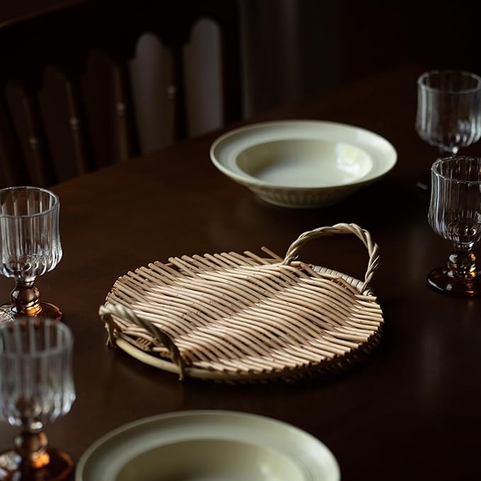 Wickerwise Woven Willow Tray Charger Farmhouse Decorative Centerpiece for Coffee Table Dining Room Kitchen Counter Bread Fruit Food & Drink Display Home Décor Organizer Party Platter Accent