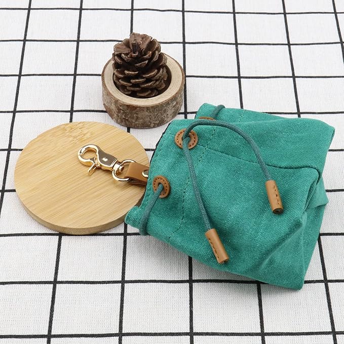 Create idea Dog Treat Pouch Cleanable Dog Treat Training Bag with Clip and Drawstring Pet Snack Bag Food Storage for Dog Training Outdoor Activities Walking Green