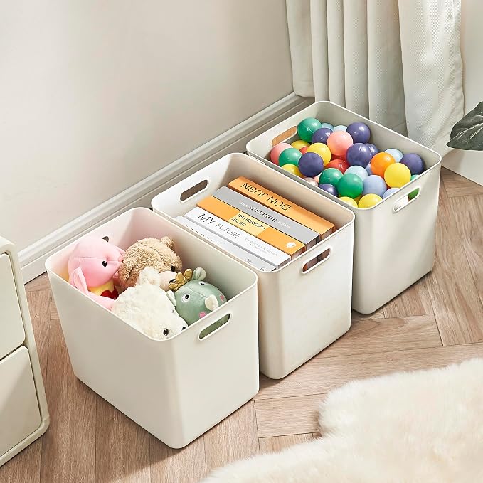 4 pack large plastic White storage bins with Lids, Toy Box Chest with Handle，Organizer Containers Baskets for Baby,Nursery，Shelves，Playroom, Bedroom，Office,Closet，home (White, 4XL)
