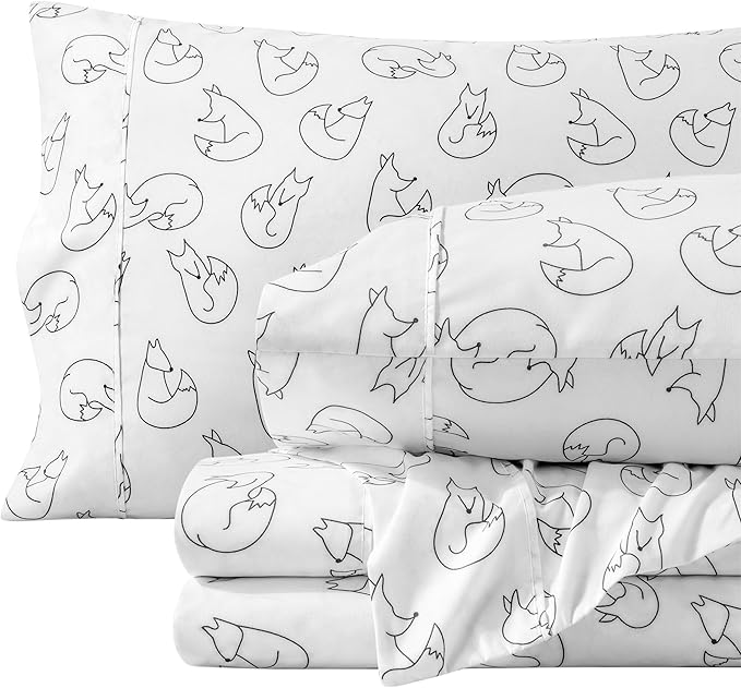 Bare Home Twin XL - College Dorm Size - Christmas Sheet Set - Luxury 1800 Ultra - Double Brushed Soft Microfiber - Deep Pockets - Easy Fit - 3 Piece Set - Holiday Bed Sheets (Twin XL, Feelin' Foxy)