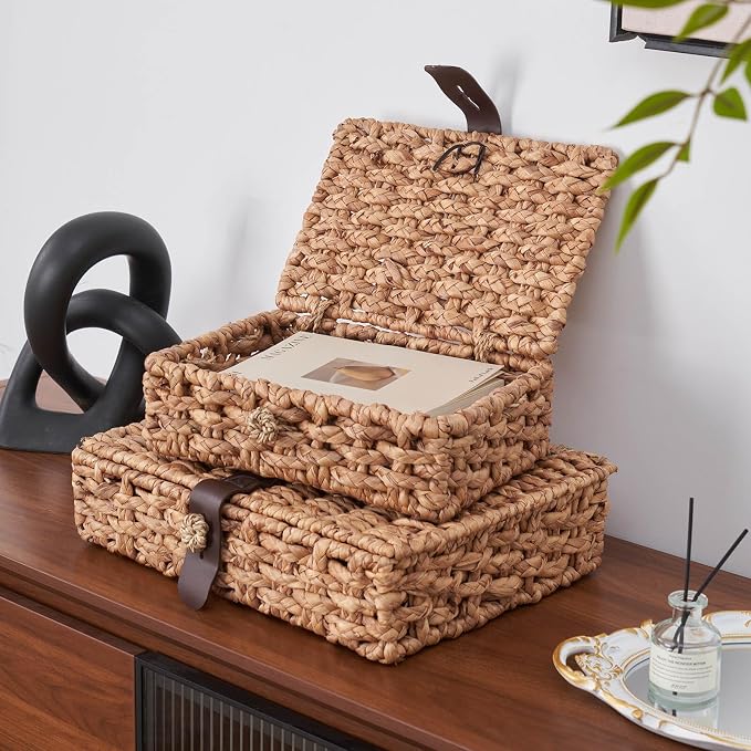 Decorative Box with Lid, Wicker Storage Basket, Water Hyacinth Woven Decorative box for Shelf, Coffee Table, Console Table, Home Decor (Small)