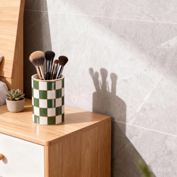 Ceramic Checkered Pen Holder For Desk,Cute Stand Black And White Pencil Cup,Durable Ceramic Pencil Cup, Decorative Makeup Brush Holder Cup, Stationery Holder for Office, School, Home (Green)