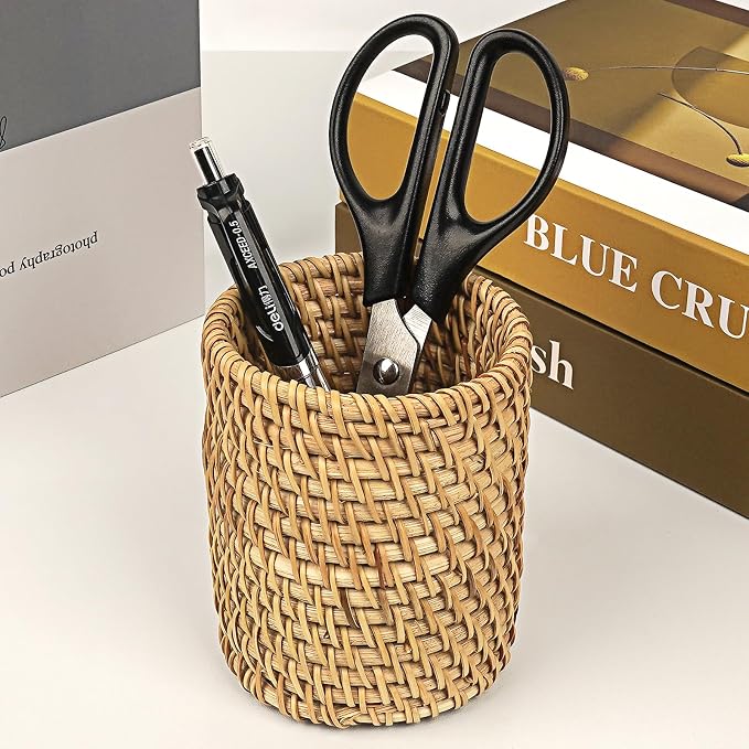 Wicker Rattan Pencil Holder, Cylindrical Desk Organizer Cup, Natural Brown, for Office, Vanity, Kitchen, 1-Pack