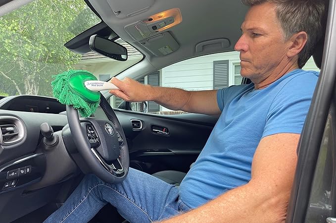 California Car Duster Dash Duster Green 62461 with Storage Bag